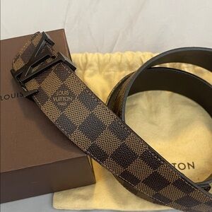 Louis Vuitton Men's Belt in Brown Checkered Pattern Size 40MM